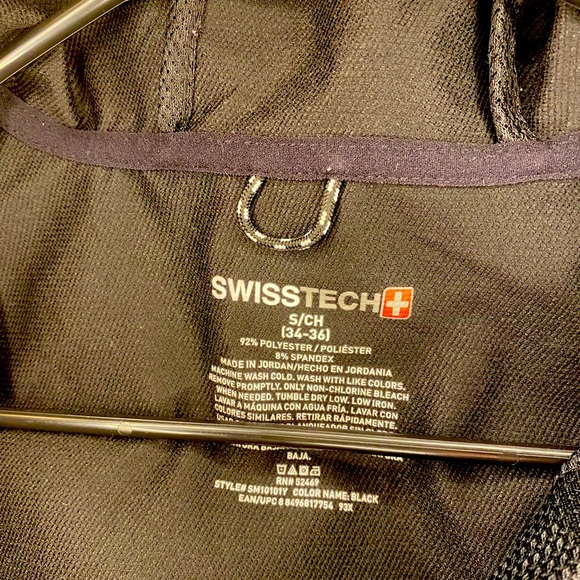 Swiss Tech, lightweight performance jacket.. - Picture 2 of 4